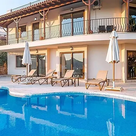 Villa Sleeps 10 Pool Air Con Wifi *